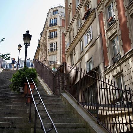 Apartmán Duplex De Charme Au Coeur De Montmartre Paříž Exteriér fotografie