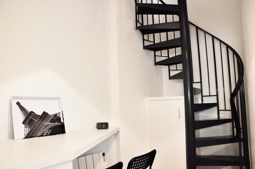 Apartmán Duplex De Charme Au Coeur De Montmartre Paříž Pokoj fotografie