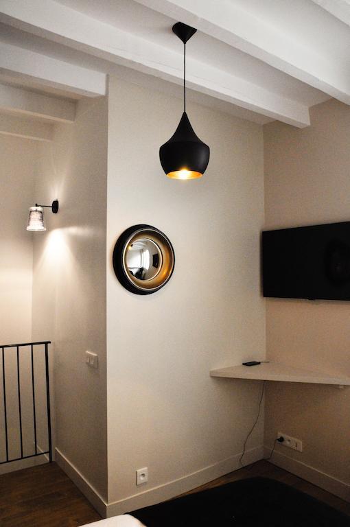 Apartmán Duplex De Charme Au Coeur De Montmartre Paříž Pokoj fotografie