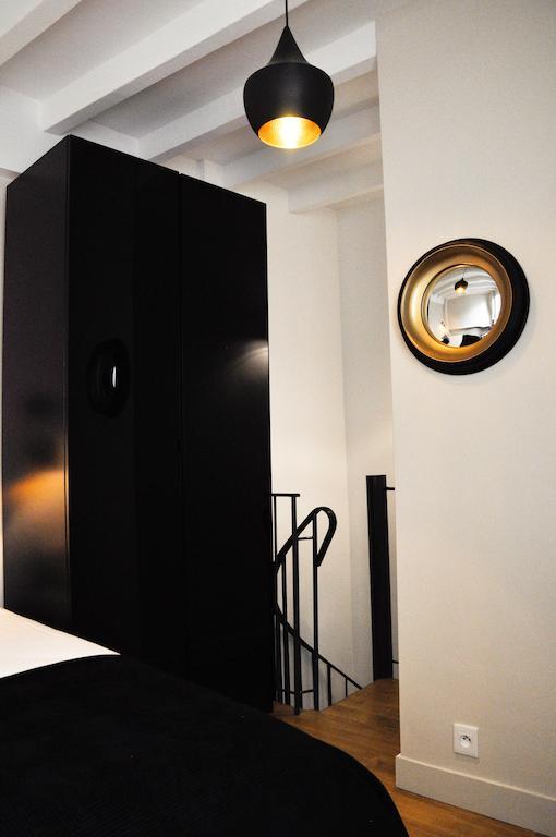 Apartmán Duplex De Charme Au Coeur De Montmartre Paříž Pokoj fotografie